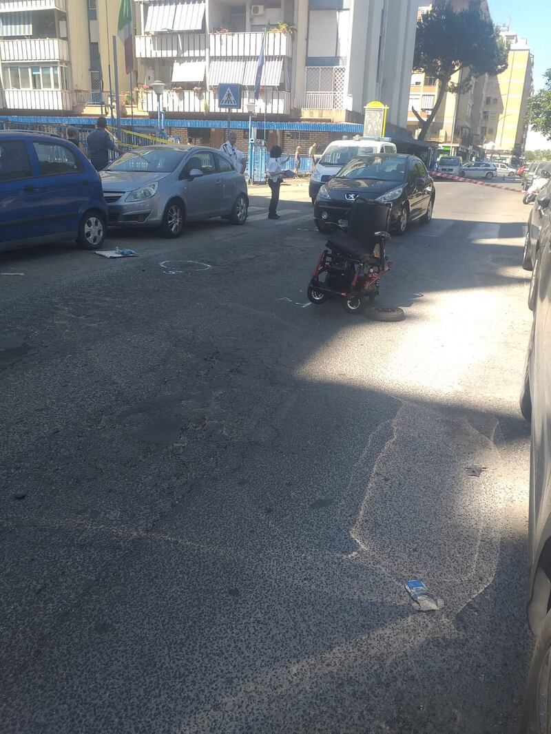 Disabile investito sulle strisce fantasma a Casal Bruciato 3