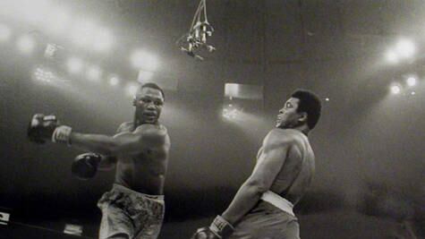 "La rabbia e l'orgoglio fecero diventare Ali la farfalla della boxe"
