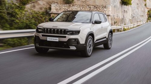 Jeep Avenger Model Year 2024, guarda tutte le foto 6