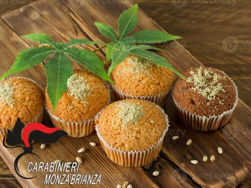 Mangiano una torta alla marijuana. Ecco come è andata a finire