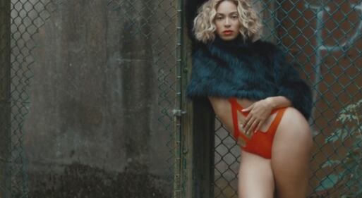 Beyoncé in costume su Instagram 21