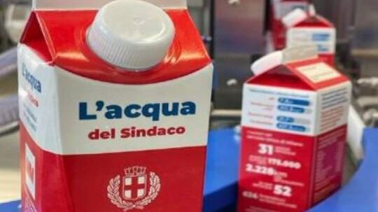 Acqua nel brick, Esposto di Fi: "Sprecato un milione"