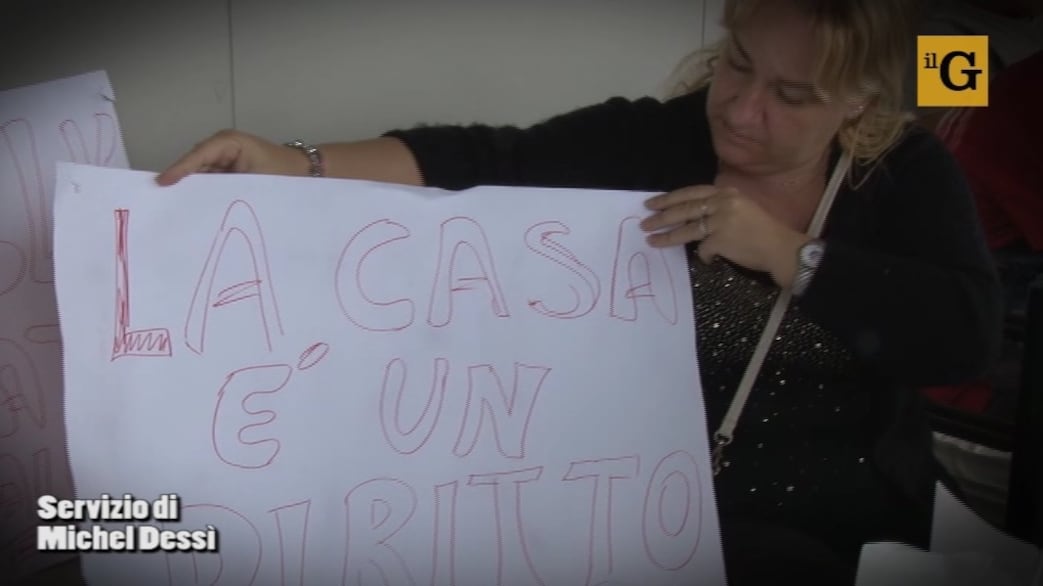 Rosarno, gli italiani in rivolta: occupano le case degli immigrati