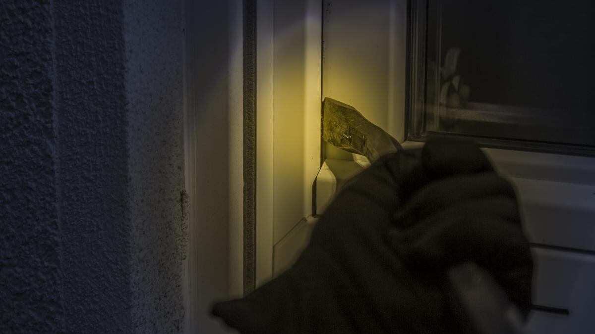 Parma, aggredisce agenti: arrestato albanese