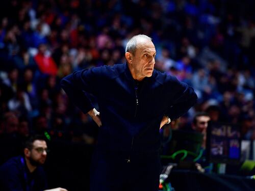 Milano, nel derby con Varese 3° ko di fila