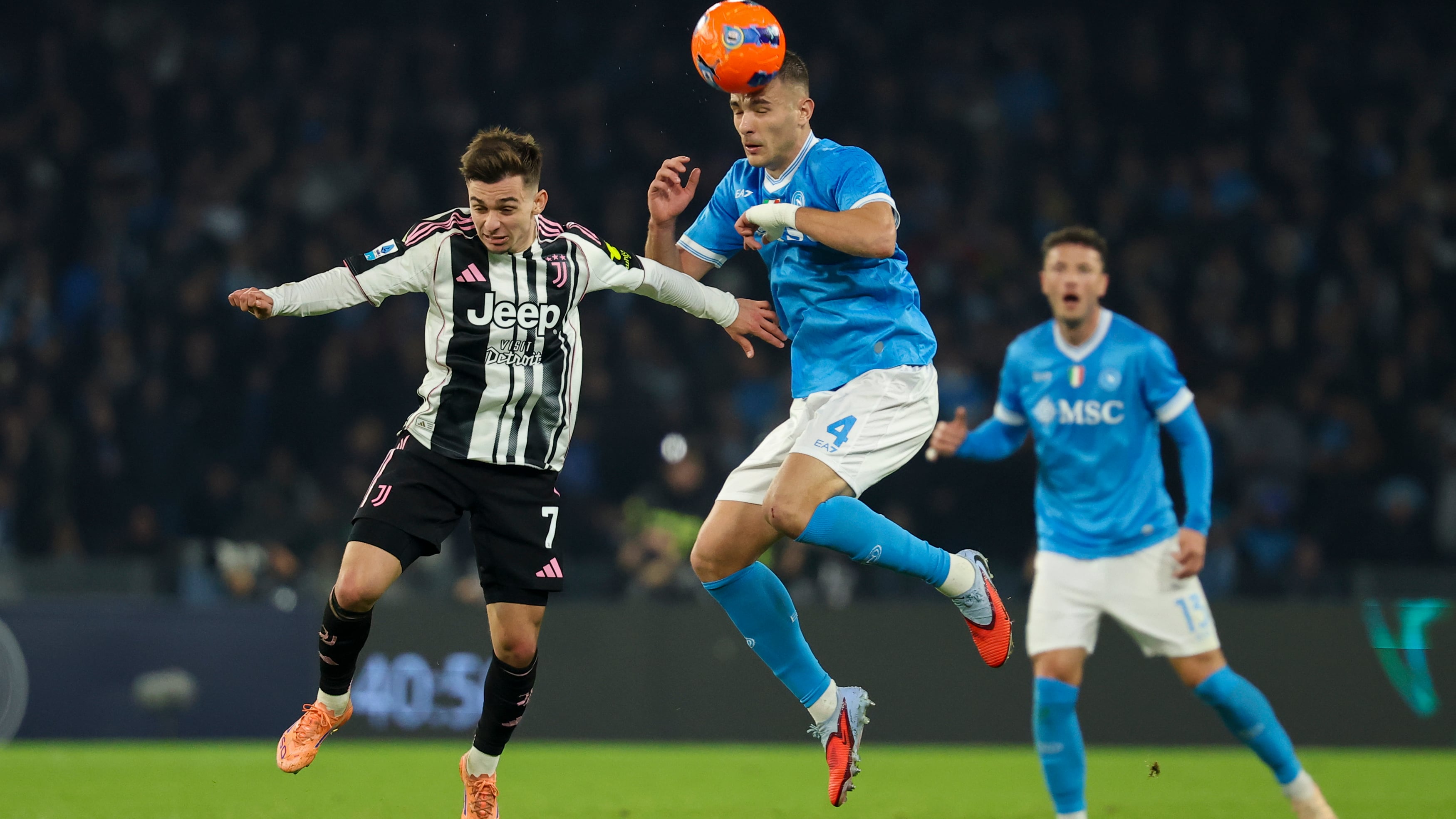 Al Napoli la battaglia del Maradona: Juventus battuta 2-1 grazie alla doppietta di Hojlund
