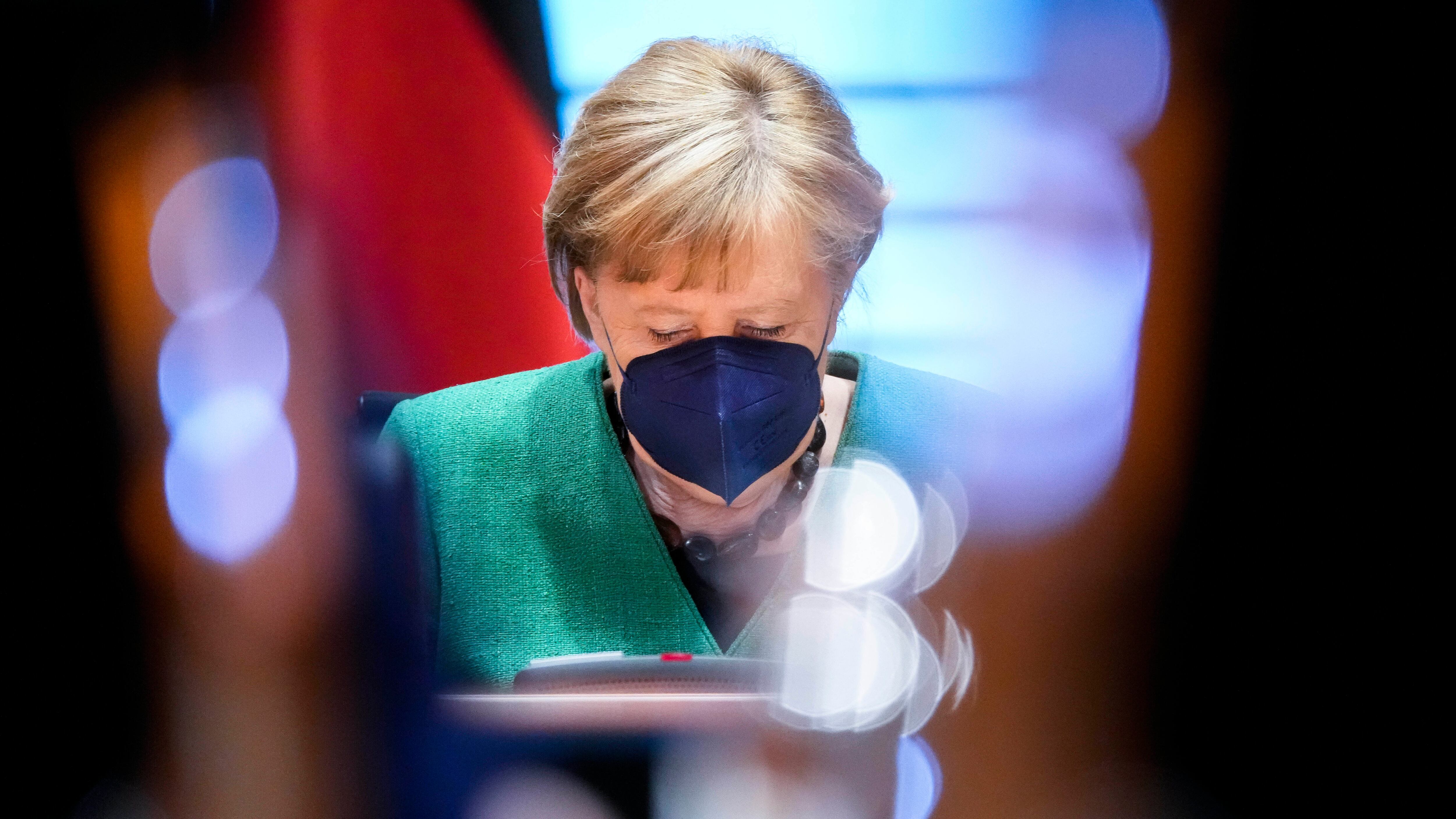L'ultima missione di Merkel rafforza l'asse con gli Usa. Biden: "Un'alleanza di ferro"