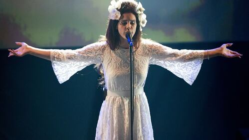 Lana Del Rey, ritorno malinconico per la sexy cantautrice 16