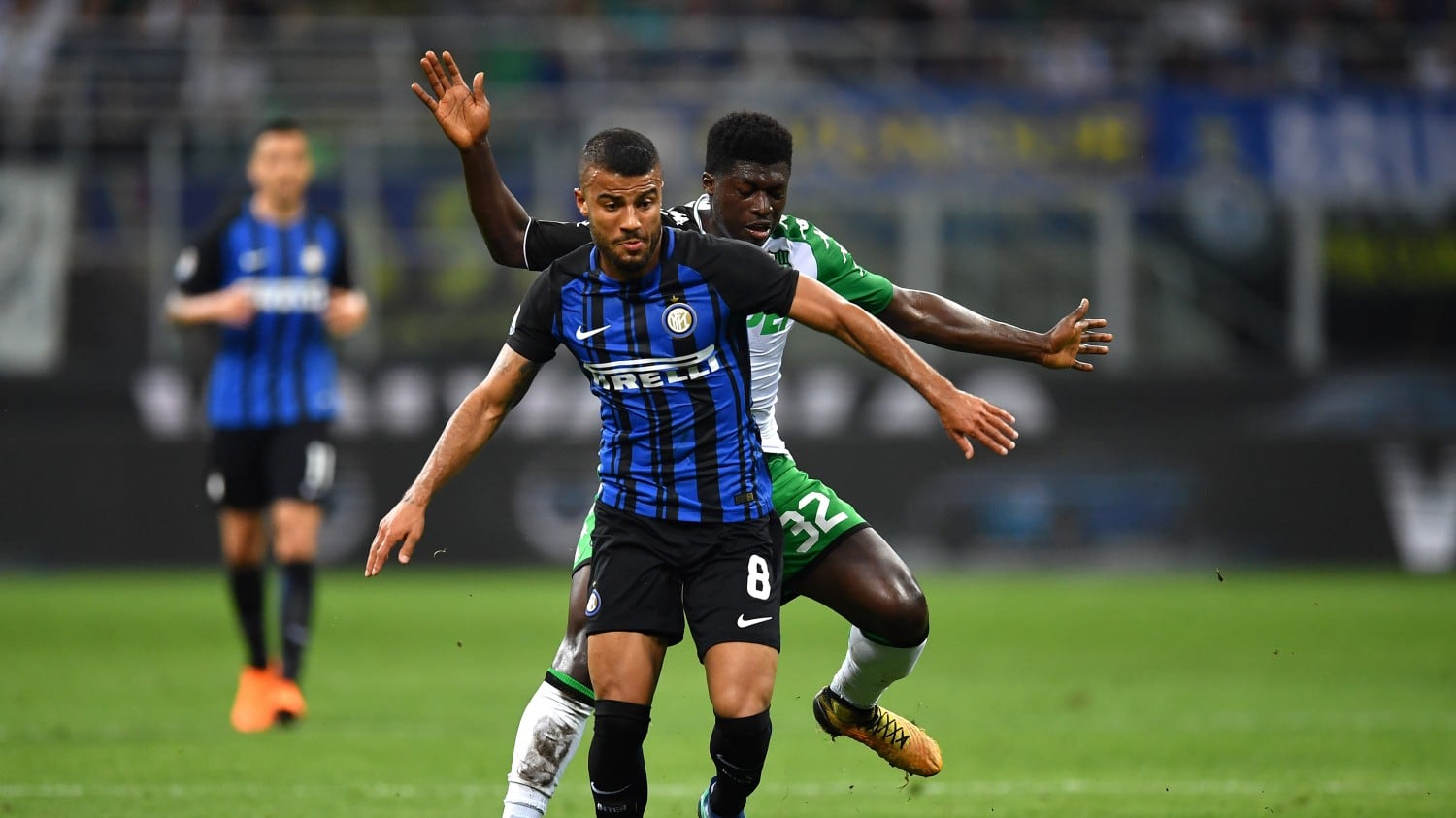 Il Sassuolo beffa l'Inter: 1-2 per i neroverdi al Meazza. Champions difficile