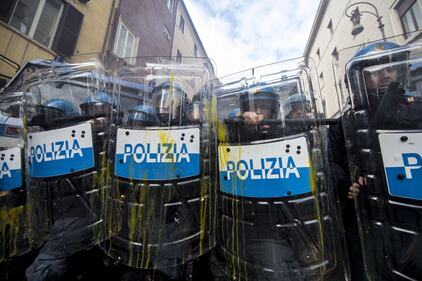 Corteo e scontri contro il Jobs act 5