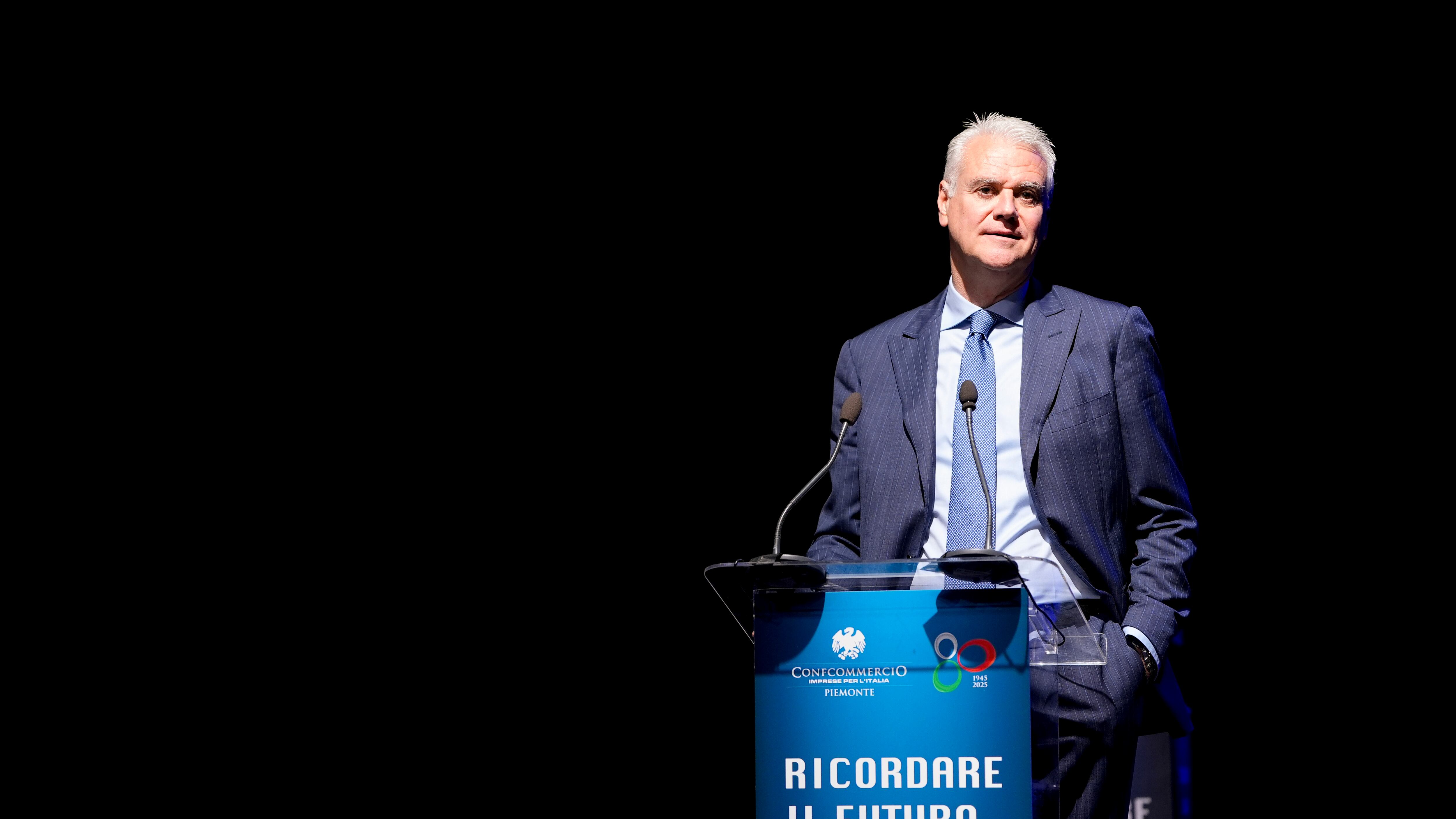 Stipendi più alti anche ai prof. Un altro contratto senza Landini