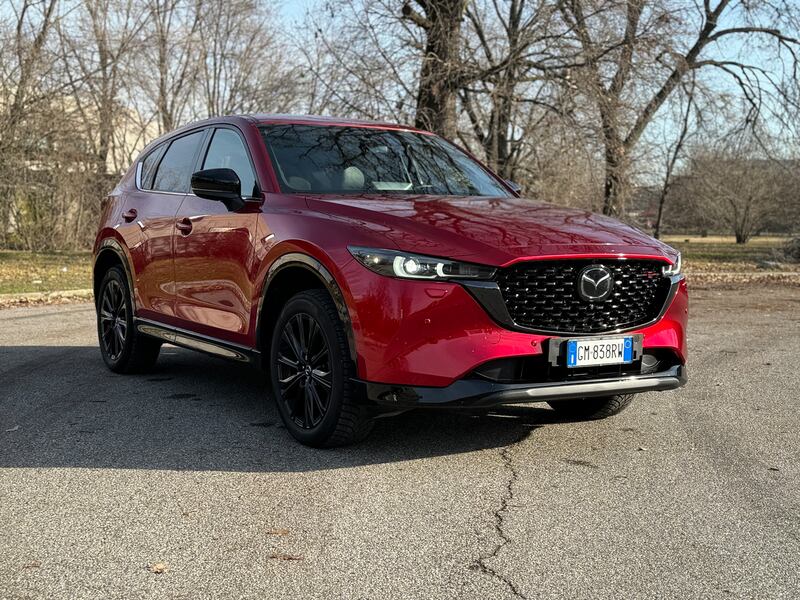 Mazda CX-5 2024: guarda la gallery del suv premium giapponese 5
