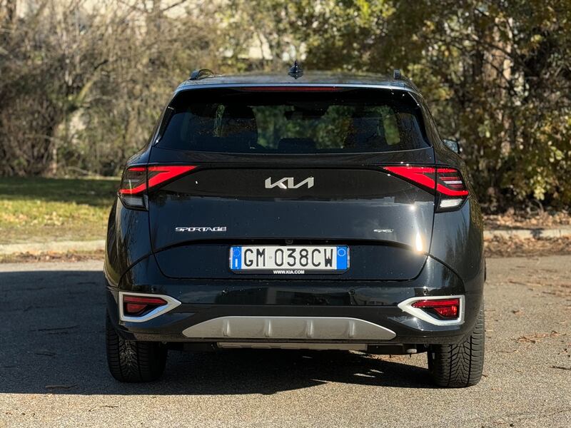 Kia Sportage PHEV: guarda la gallery del suv ibrido plug-in 13