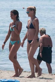 Michelle Hunziker e Aurora Ramazzotti, il lato B da urlo è ereditario 7