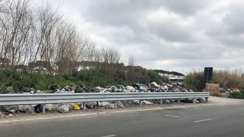 campo rom Giugliano 3