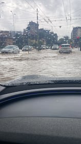 Maltempo a Milano, le strade allagate 4