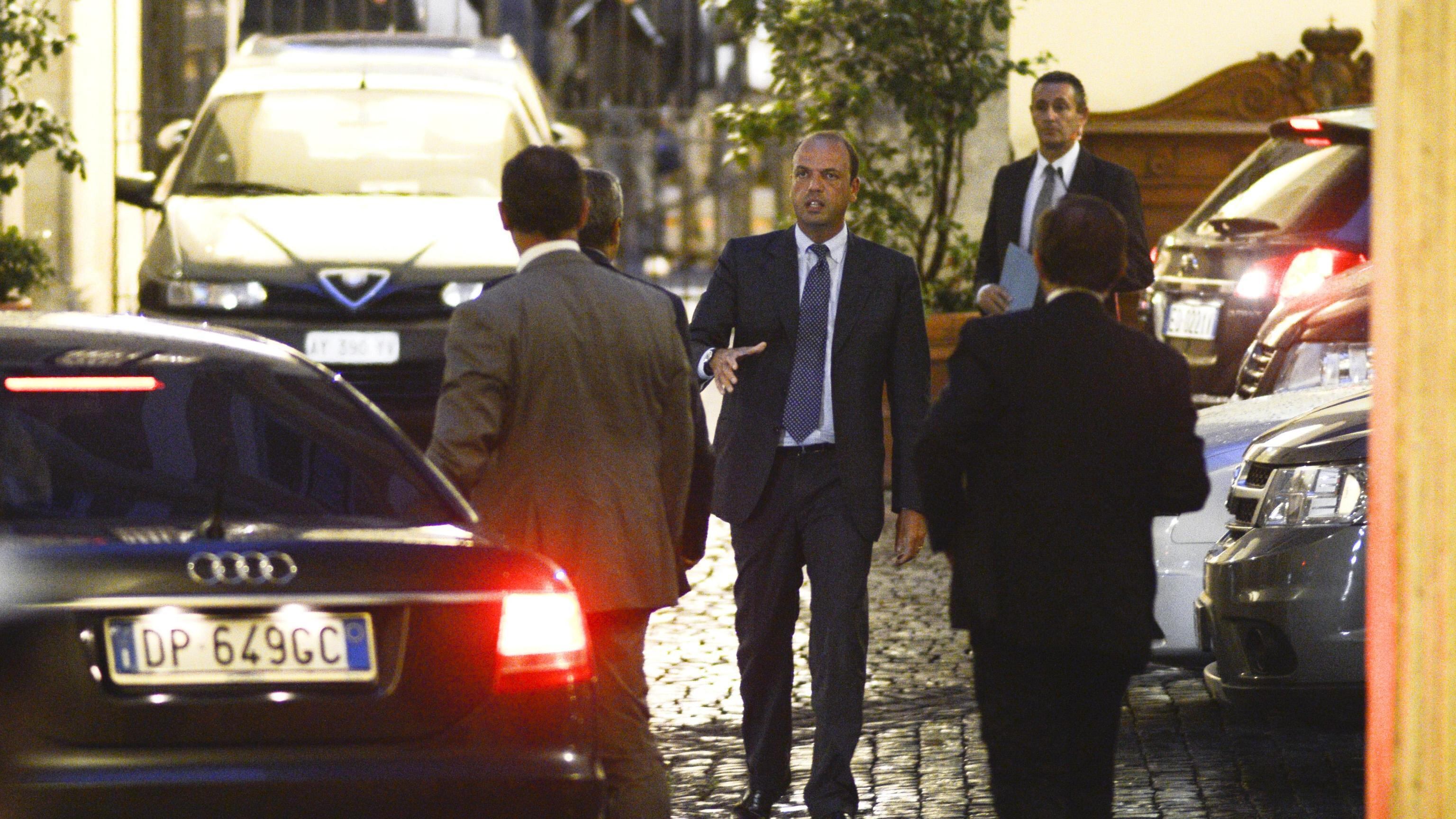 Alfano da Berlusconi: "Siamo tutti uniti per far vincere il Pdl"