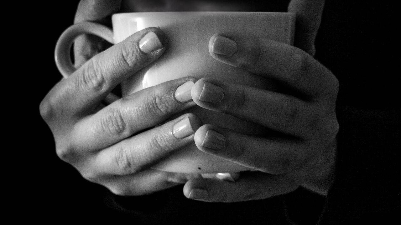 Tè e caffè alleati della salute: consumarli può aiutare a ridurre i rischi di cancro, ecco perché