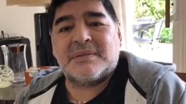 Maradona smentisce le malelingue: "Non è vero che ho l'Alzheimer"