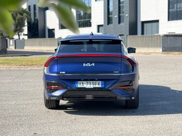 Kia EV6: guarda tutte le foto 18