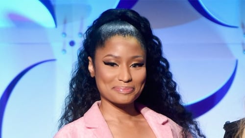 Nicki Minaj topless per Paper Magazine 9
