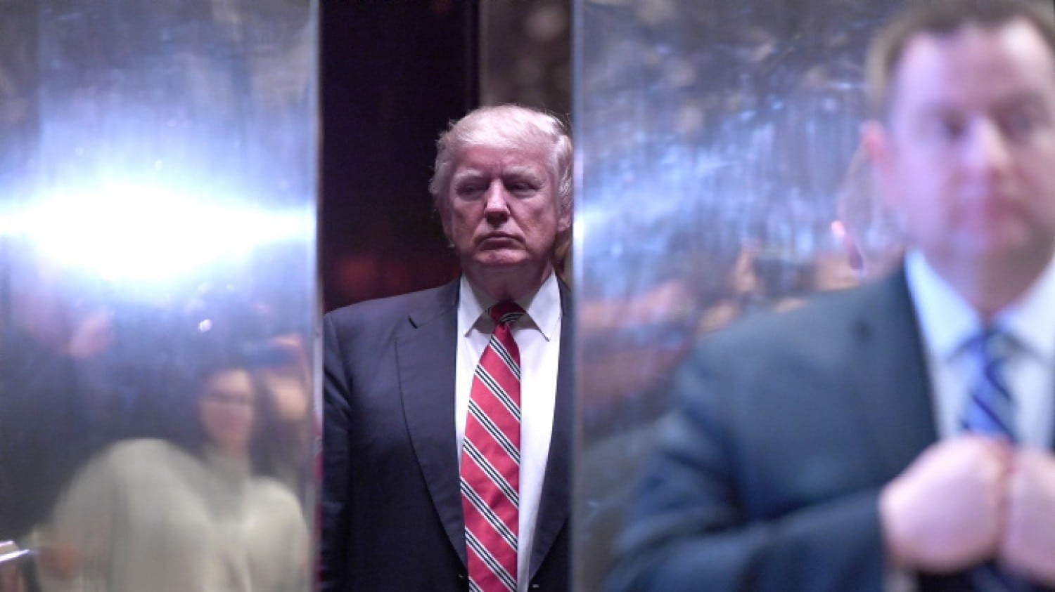 Hacker russi, consigliere Trump: "Io avvelenato col polonio per danneggiarlo"