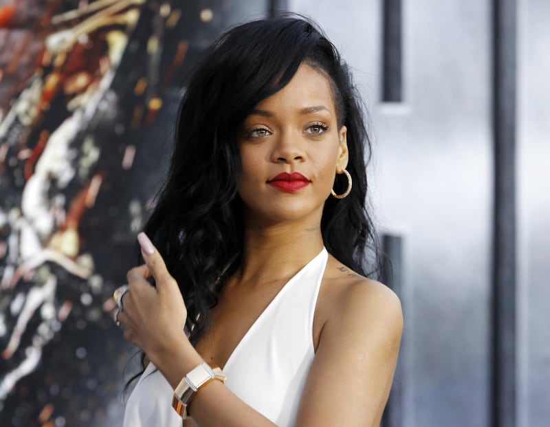 Rihanna sexy in copertina: "Sesso senza amore, mi sento vuota" 26