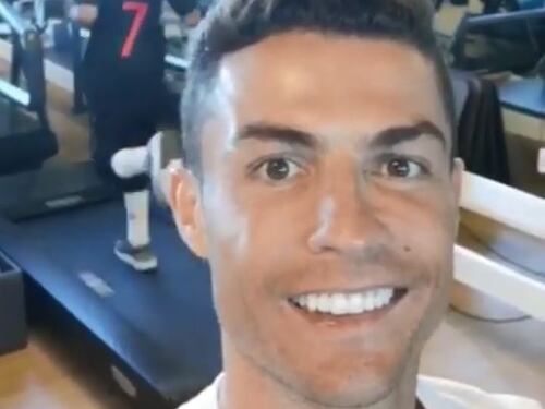 Cristiano Ronaldo sfreccia alla Continassa: la sua Rolls-Royce da 400.000 euro