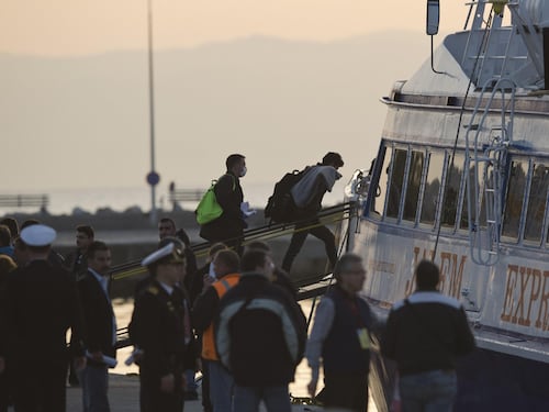 Via al piano di respingimenti: immigrati espulsi in Turchia