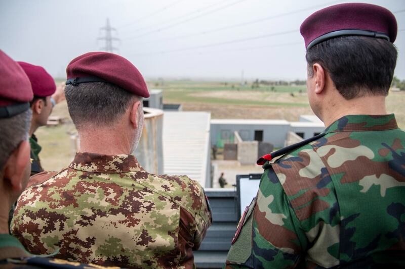 Generale Iannucci, il saluto ai contingenti nazionali in Kuwait e Iraq 8