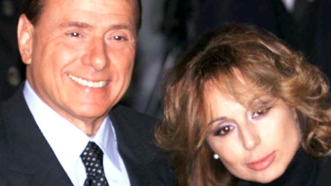Caso Dell'Utri, Berlusconi va all'attacco