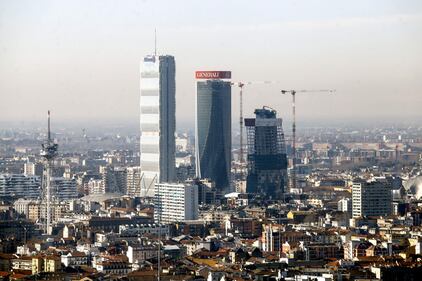 Milano, le panoramiche scattate da Palazzo Lombardia mostrano una città incantevole 3