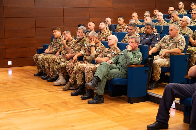 Visita di Monsignor Marcianò al personale militare e civile del Covi 10