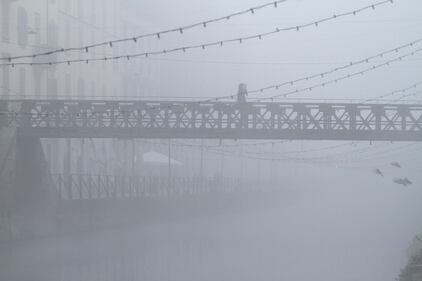 La nebbia avvolge Milano 7