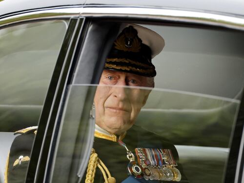 Scettri, cerimoniale e giuramenti: guida all’incoronazione di Re Carlo III