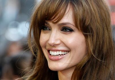 Angelina Jolie troppo magra, Brad Pitt le lancia un ultimatum 22