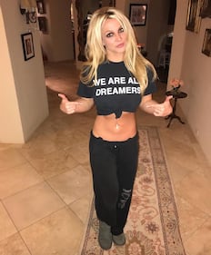 Britney Spears sexy al mare 7
