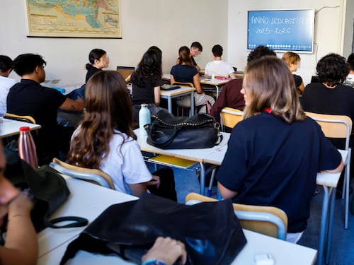 "Accertamenti sulla schedatura dei prof". Il ministero dell'Istruzione spegne le polemiche