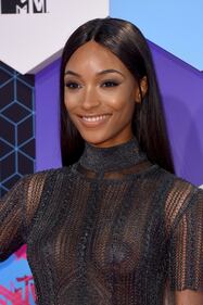 Jourdan Dunn sexy e nuda agli MTV Europe Music Awards 2016 5