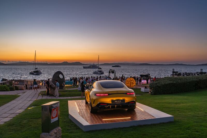 Il lusso di Mercedes in Costa Smeralda 9