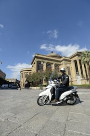 Honda SH Mode, sfida al low budget 16