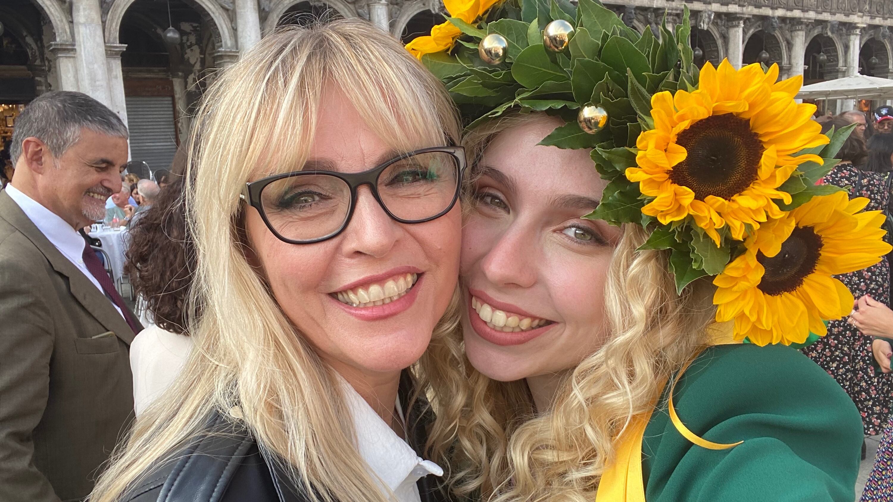 Angelica, la figlia dei Jalisse all'Isola dei Famosi: "Gli ostacoli? Non si arrendono mai"