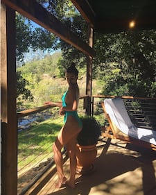 Lea Michele hot, nuda a letto 16