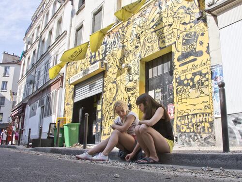 Incendio nella sede francese di Femen