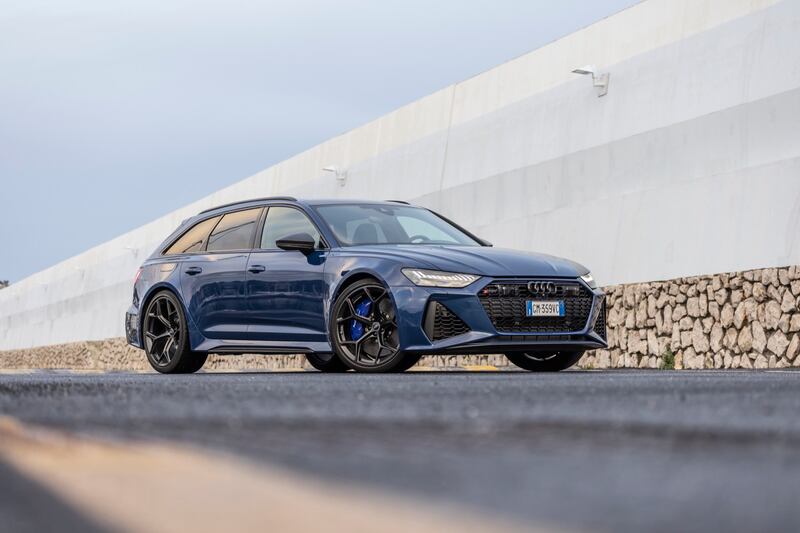 Audi RS6 Performance 2023: guarda la gallery del primo contatto 1
