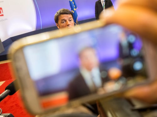 Due italiani su tre non credono più a Renzi