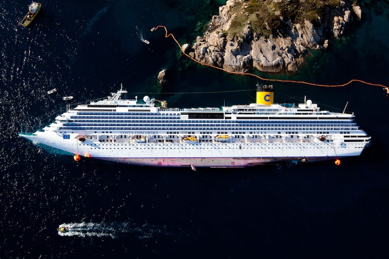 L'Italia immortalata dall'alto dal super paparazzo Sestini