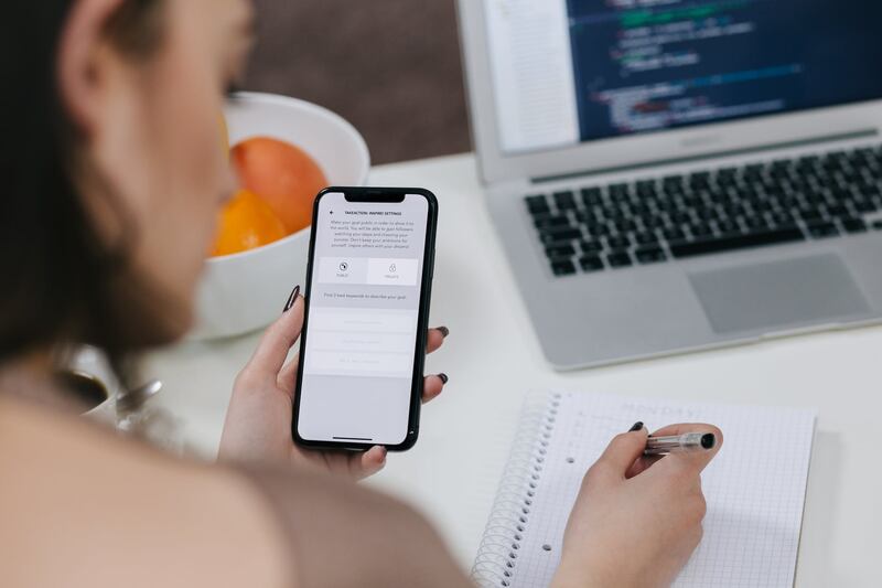 lavoro con i dispositivi elettronici