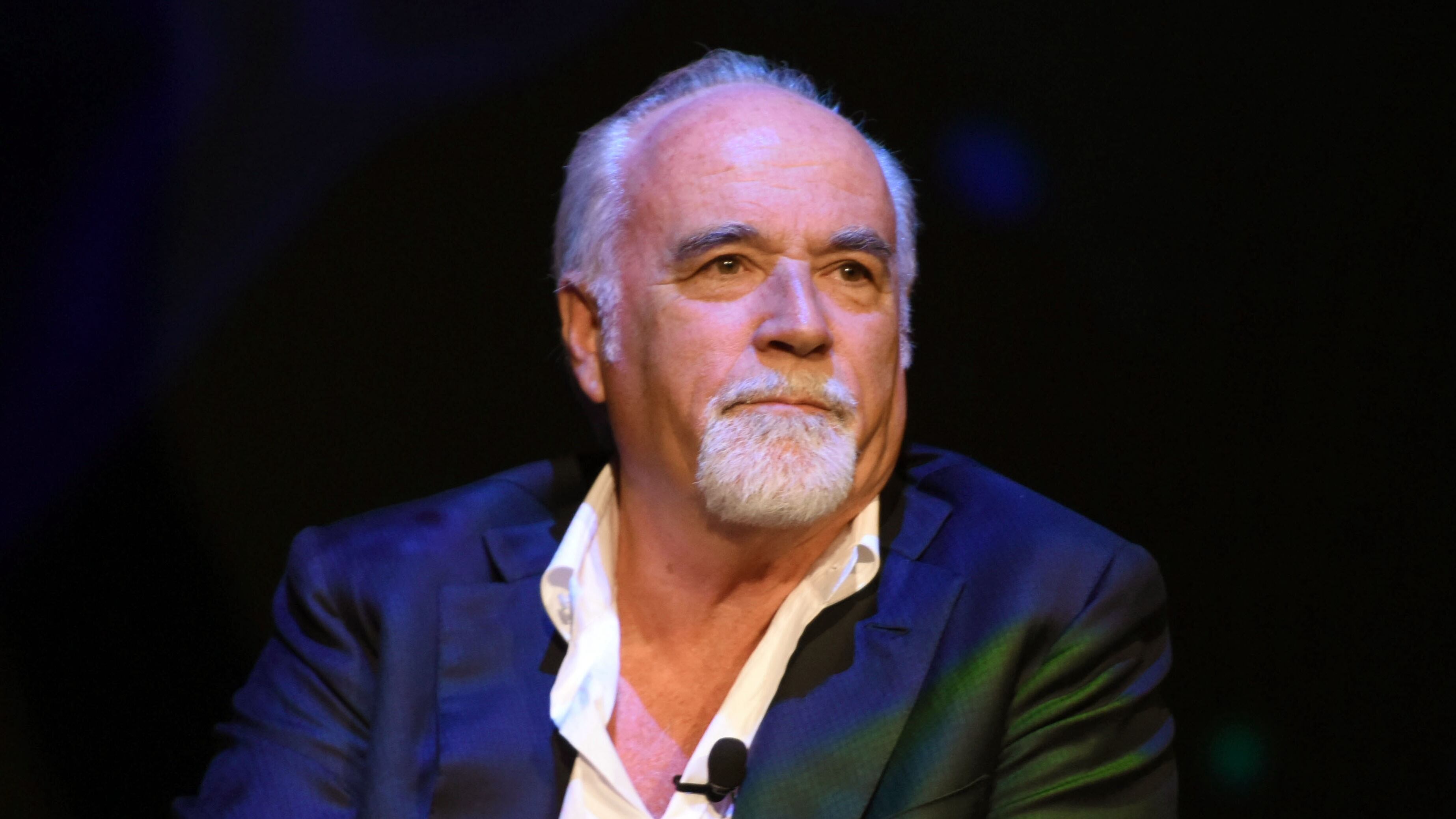 Mediaset, il foglietto e il caso Giambruno: adesso parla Antonio Ricci