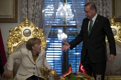 Il trono di Angela Merkel in Turchia 4